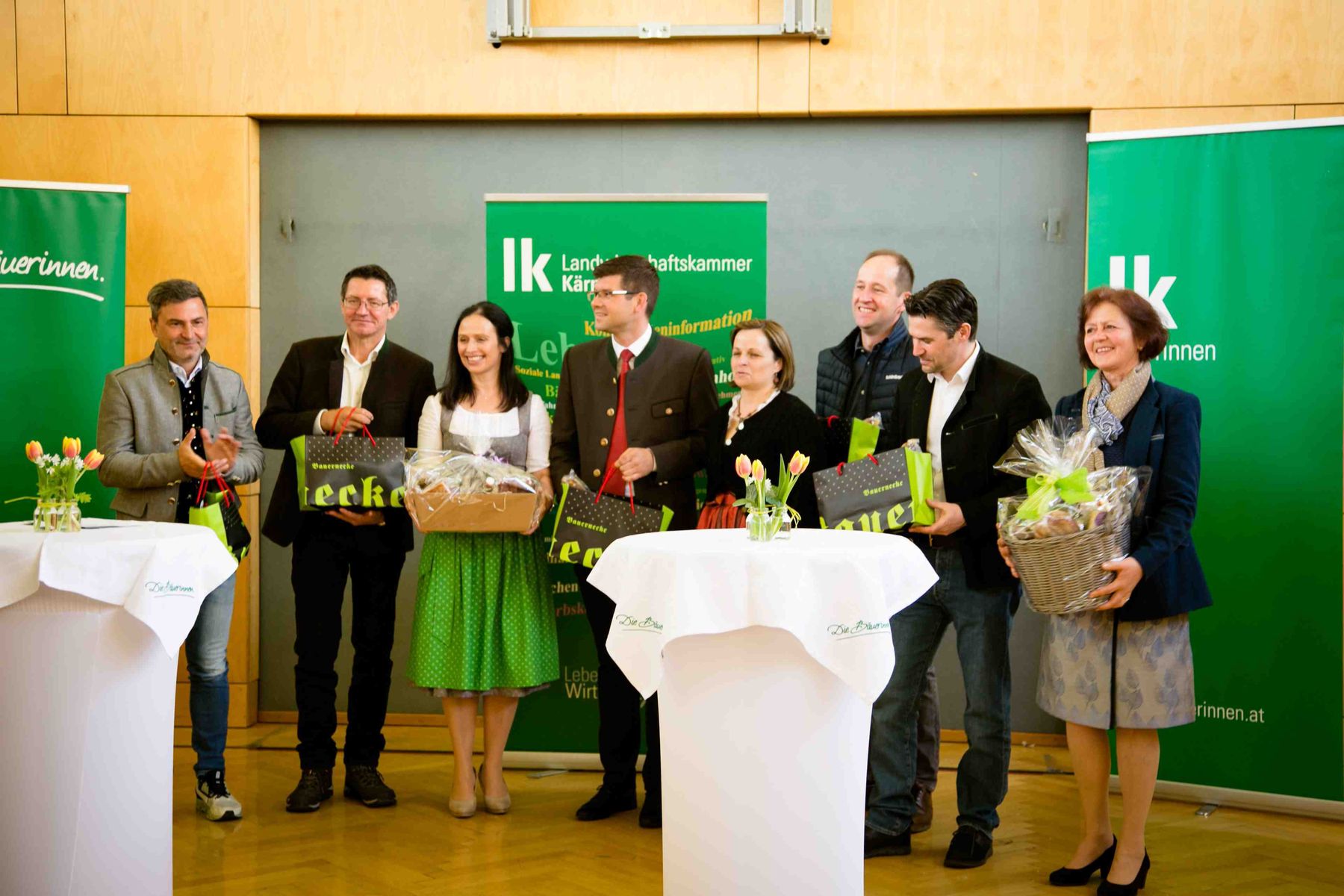 Bäuerinnen © Elisabeta Mirion Photographie